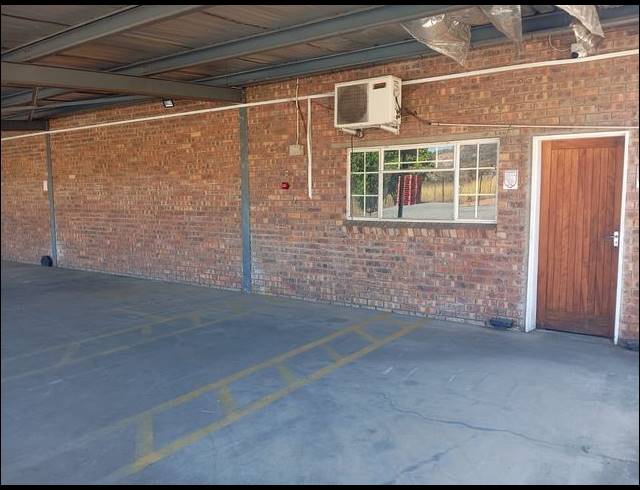 420M² WAREHOUSE TO LET IN ROCKY DRIFT